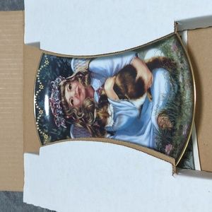 Heavens Little Sweethearts collection plate new in box. 5th in series.